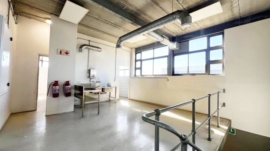 Commercial Property for Sale in Rivergate Western Cape